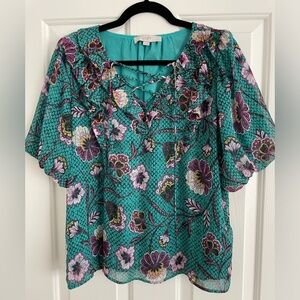 Women’s lined lightweight blouse. Purple and green. Lace up front detail. Size L